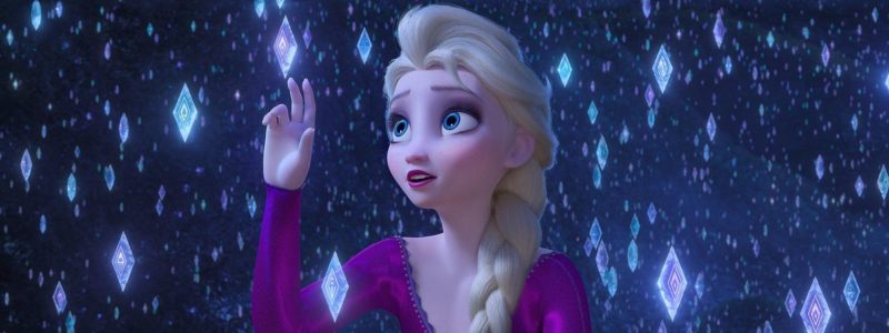 Elsa: Canción Frozen Sueltalo versus Frozen 2 Mucho más allá